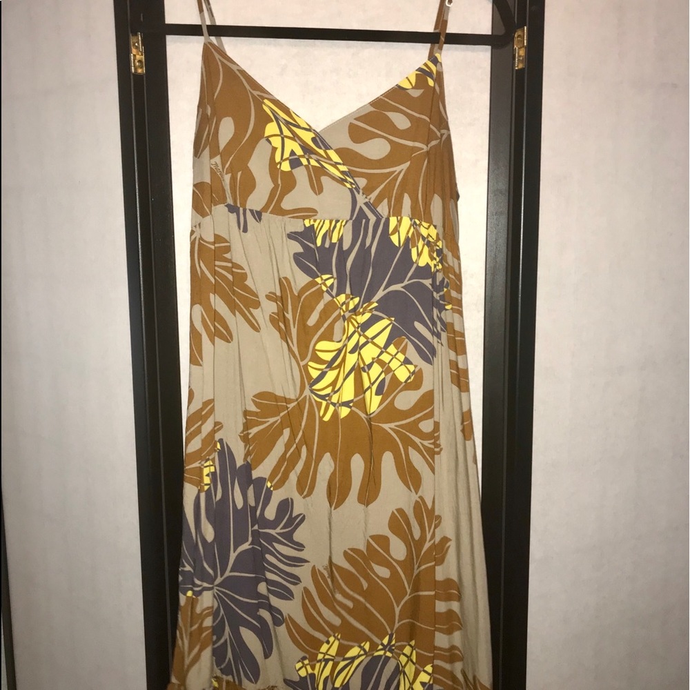 Hawaiian designer Manuhealiʻi ~ short dress